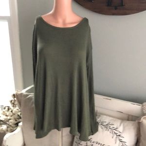 Mossimo size medium green long sleeve sweater